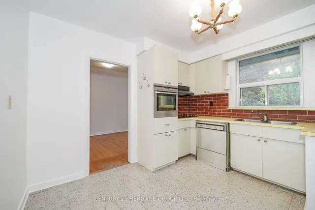Additional property image - 35 Caswell Dr