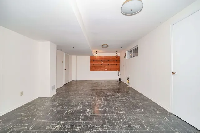 Additional property image - 35 Caswell Dr