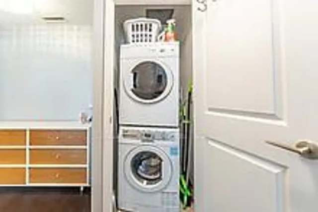 Additional property image - 8 Mercer St Unit 401