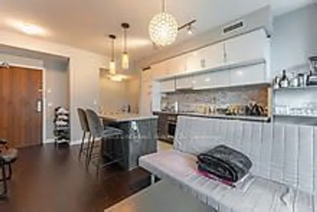 Additional property image - 8 Mercer St Unit 401