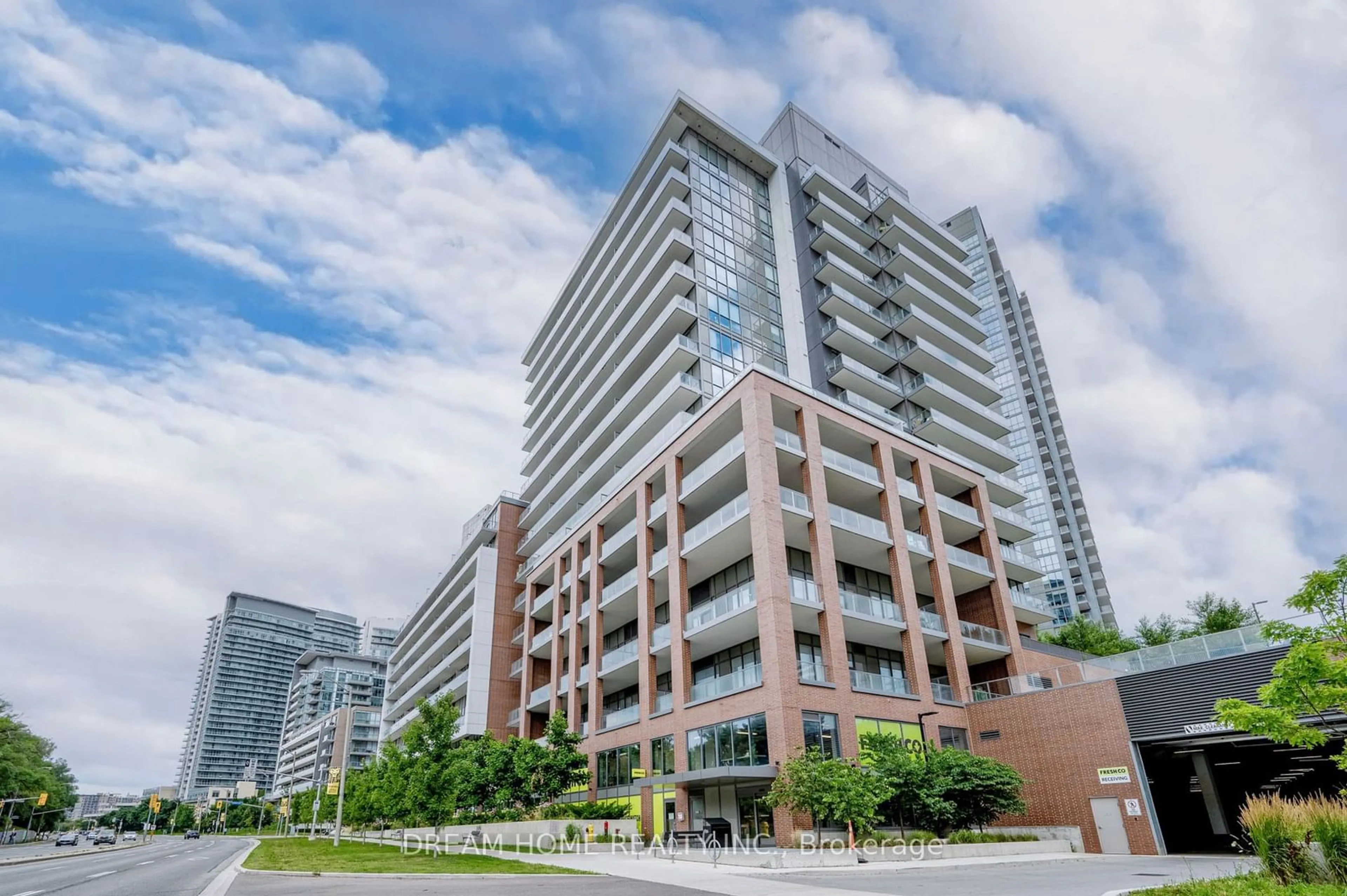 A pic from exterior of the house or condo, the front or back of building for 36 Forest Manor Rd #422, Toronto Ontario M2J 0H2