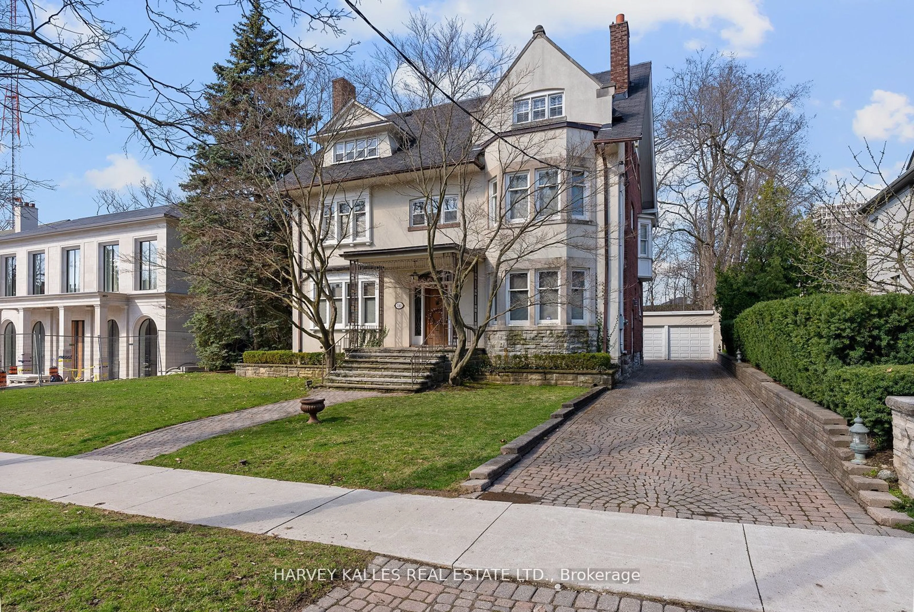 A pic from exterior of the house or condo, the street view for 240 Russell Hill Rd, Toronto Ontario M4V 2T2