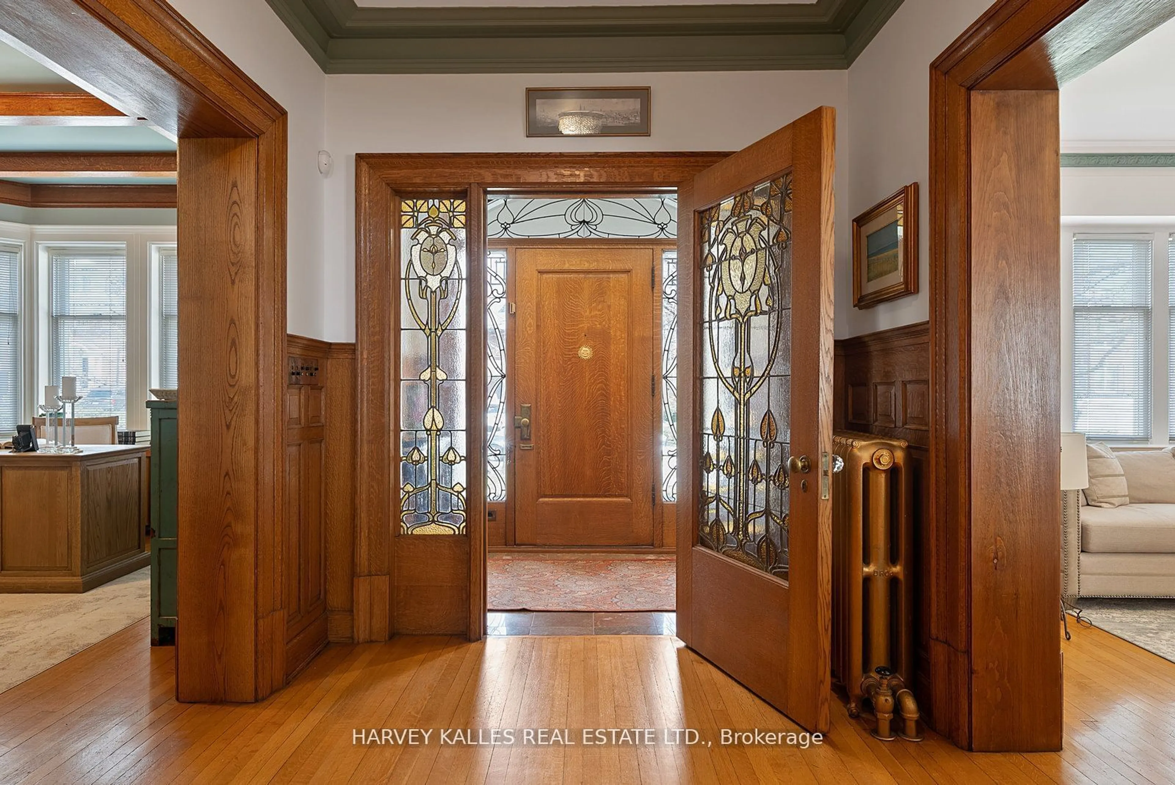 Indoor foyer, wood floors for 240 Russell Hill Rd, Toronto Ontario M4V 2T2