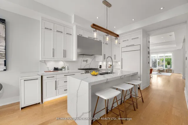 Additional property image - 100 Roe Ave
