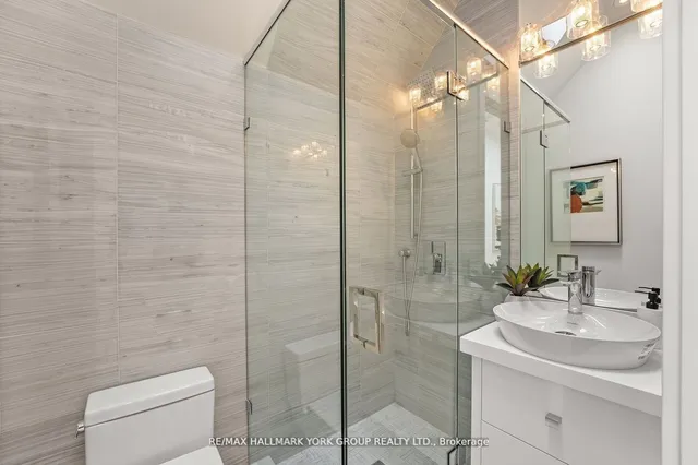 Additional property image - 100 Roe Ave