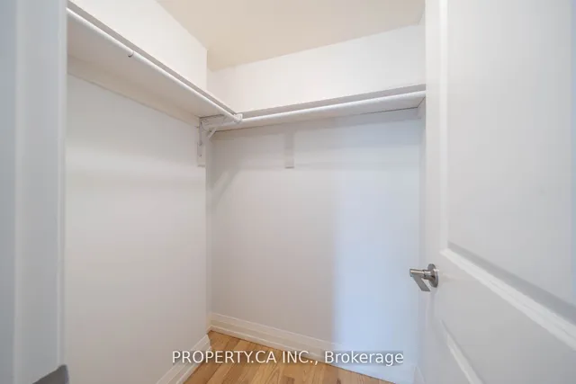 Additional property image - 473 Dupont St Unit 3
