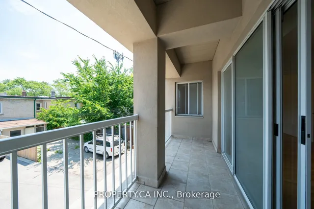 Additional property image - 473 Dupont St Unit 3