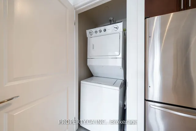 Additional property image - 473 Dupont St Unit 3