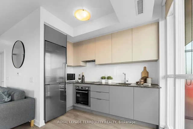 Additional property image - 120 Parliament St Unit 1808