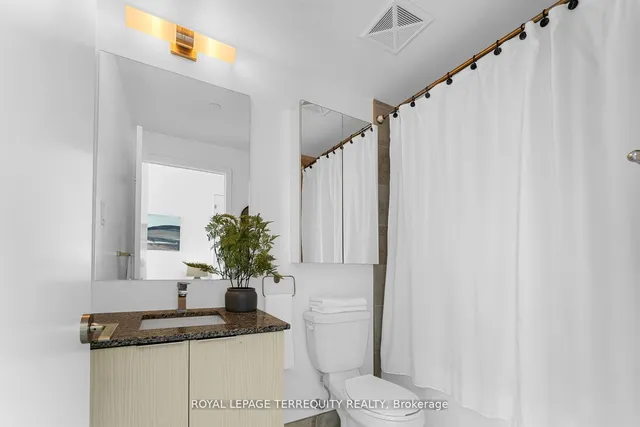 Additional property image - 120 Parliament St Unit 1808