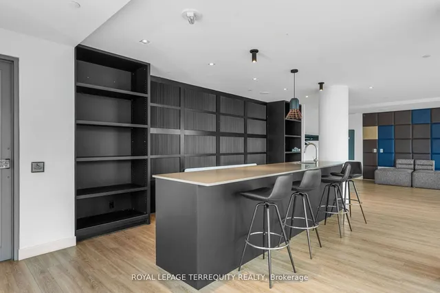 Additional property image - 120 Parliament St Unit 1808