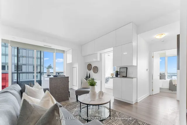 Additional property image - 120 Parliament St Unit 1808