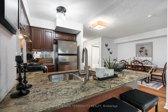 Additional property image - 225 Wellesley St Unit 216