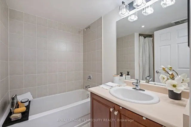 Additional property image - 225 Wellesley St Unit 216