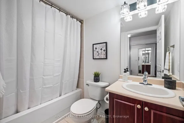 Additional property image - 225 Wellesley St Unit 216