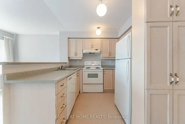 Additional image 16 of 1387 Bayview Ave Unit 306