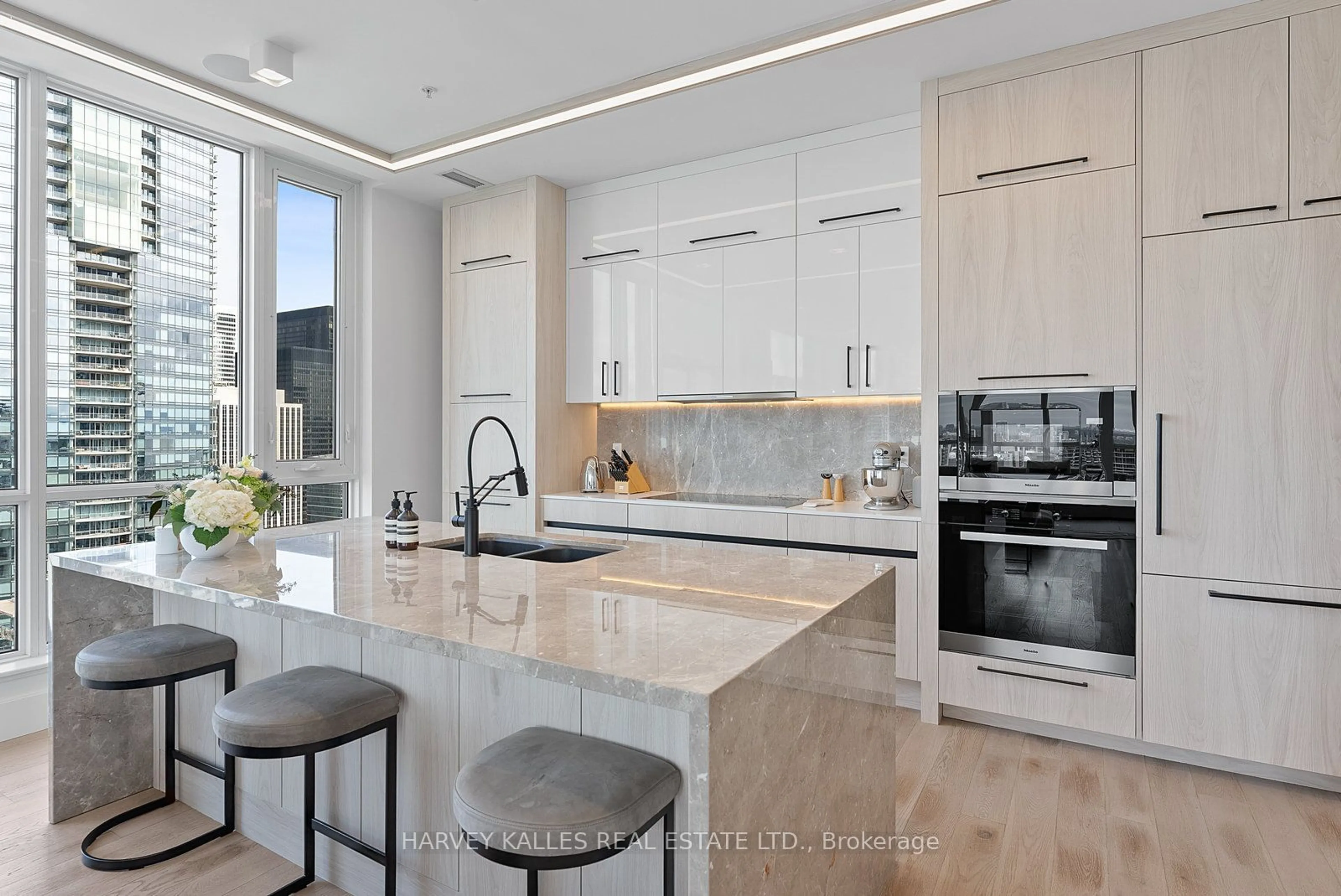 Contemporary kitchen, wood floors, mountain for 30 Nelson St #PH101, Toronto Ontario M5V 0H5