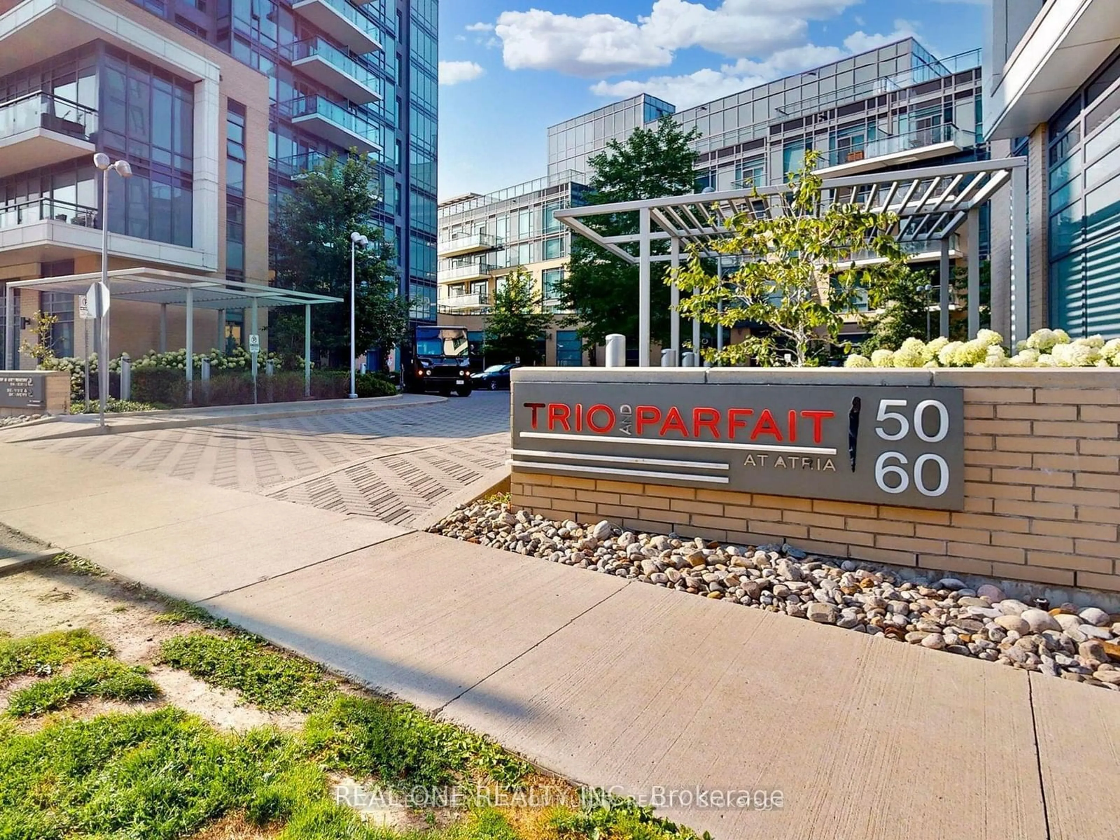 A pic from exterior of the house or condo, the street view for 50 Ann O Reilly Rd #3, Toronto Ontario M2J 0C9