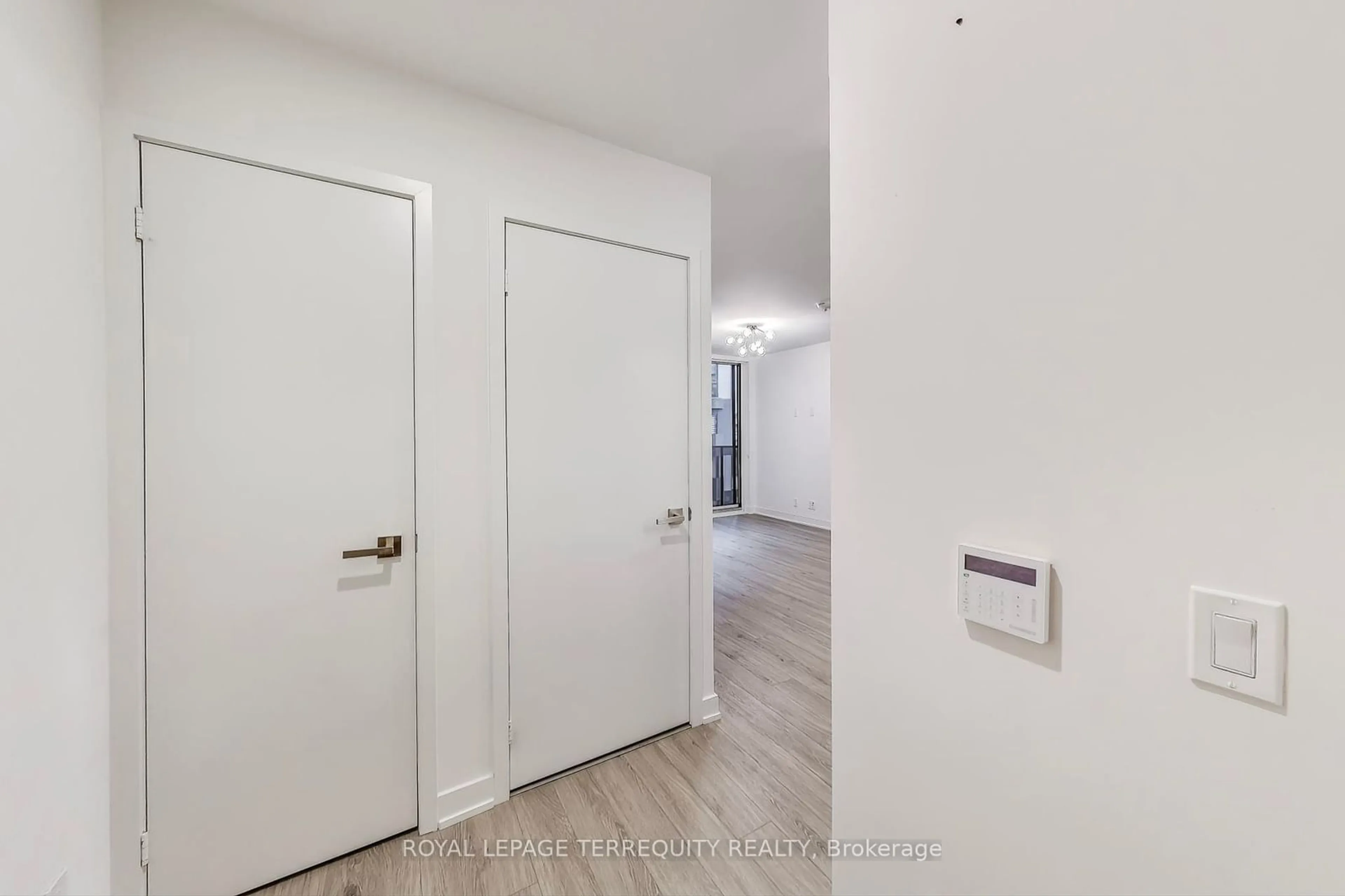 Indoor entryway, not visible floor for 30 Tretti Way #702, Toronto Ontario M3H 0E3