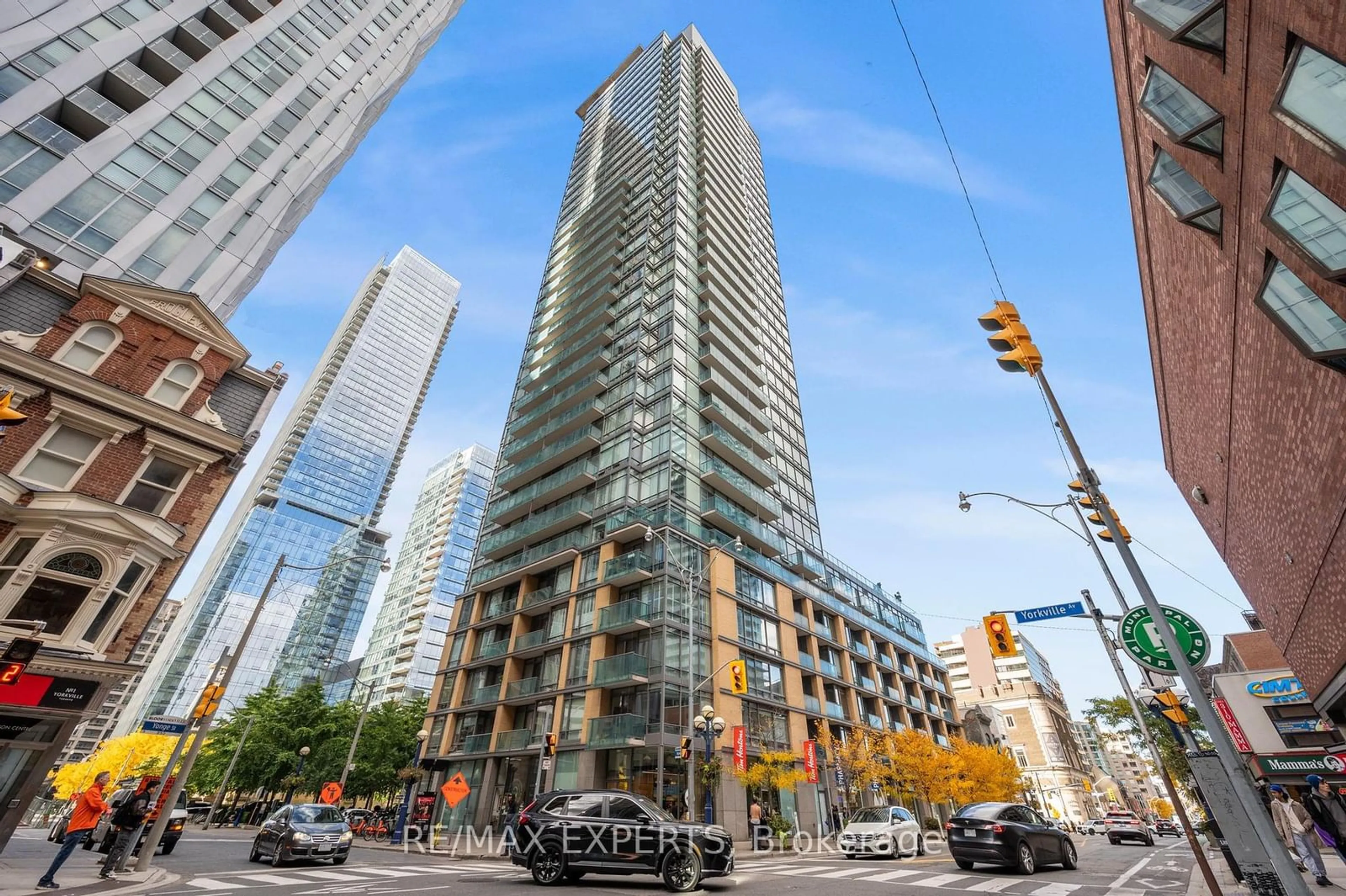 A pic from exterior of the house or condo, the front or back of building for 18 Yorkville Ave #1104, Toronto Ontario M4W 3Y8