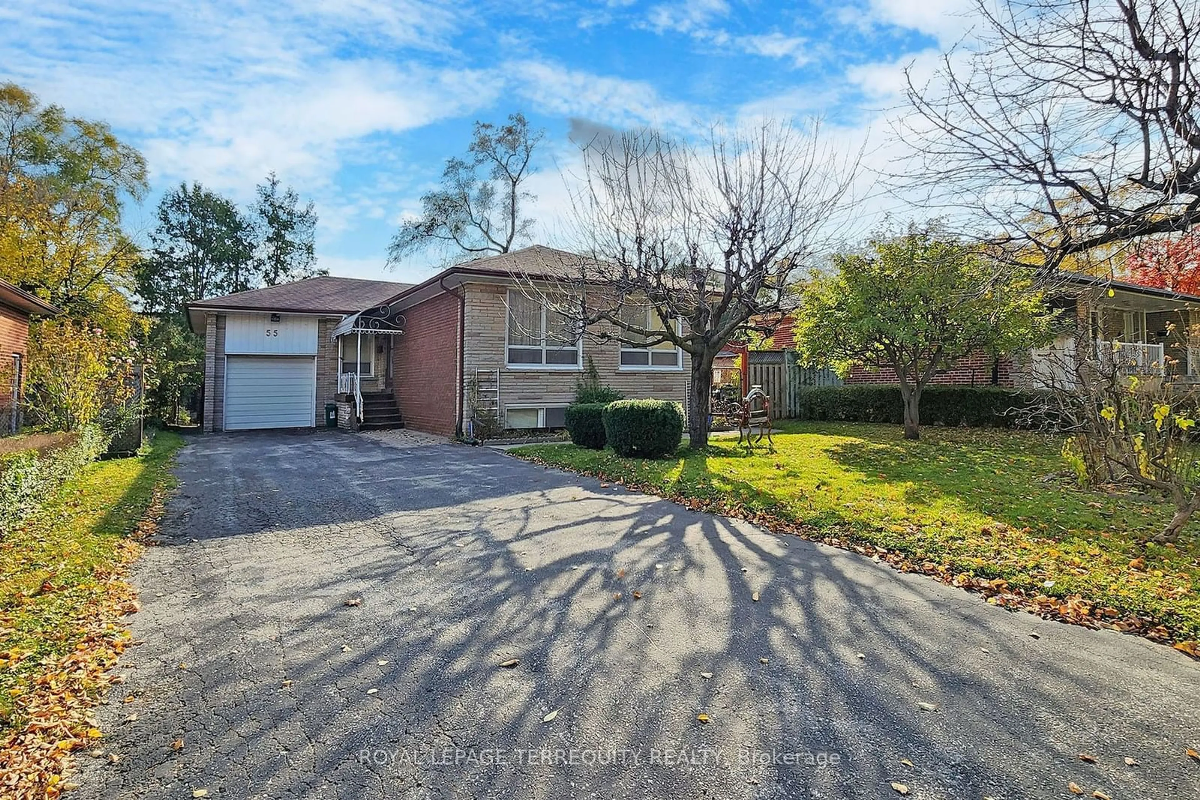 Frontside or backside of a home, the street view for 55 Cocksfield Ave, Toronto Ontario M3H 3S7