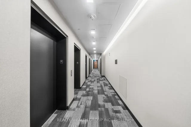 Additional property image - 8 Tippett Rd Unit 621