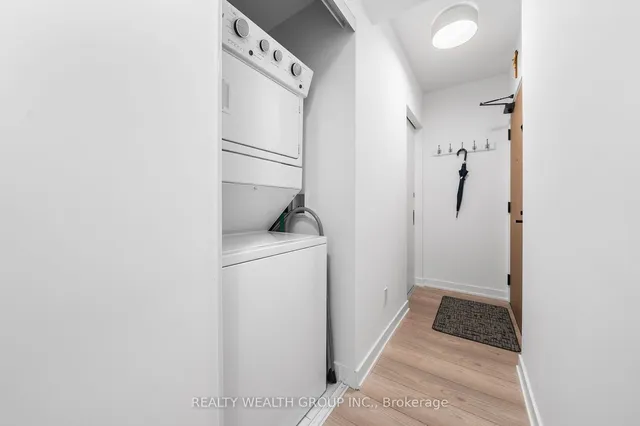Additional property image - 8 Tippett Rd Unit 621