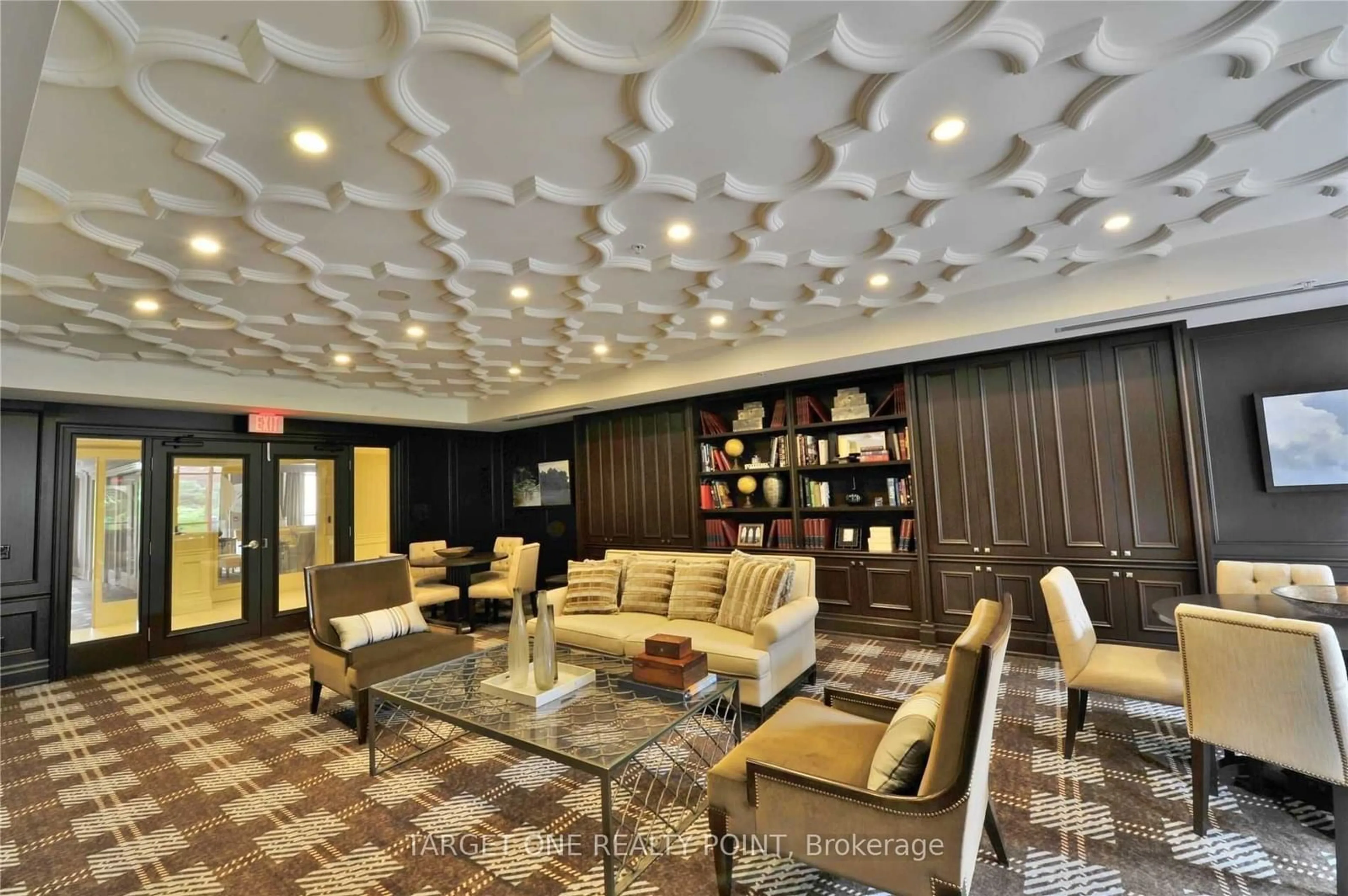 Indoor lobby, wood floors for 23 Rean Dr #PH01, Toronto Ontario M2K 0A5