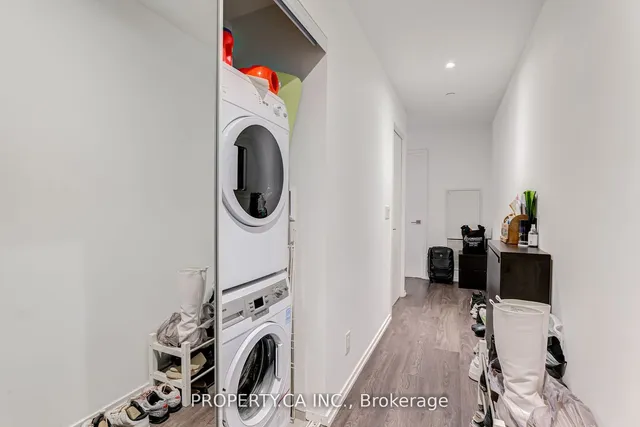 Additional property image - 70 Temperance St Unit 1511