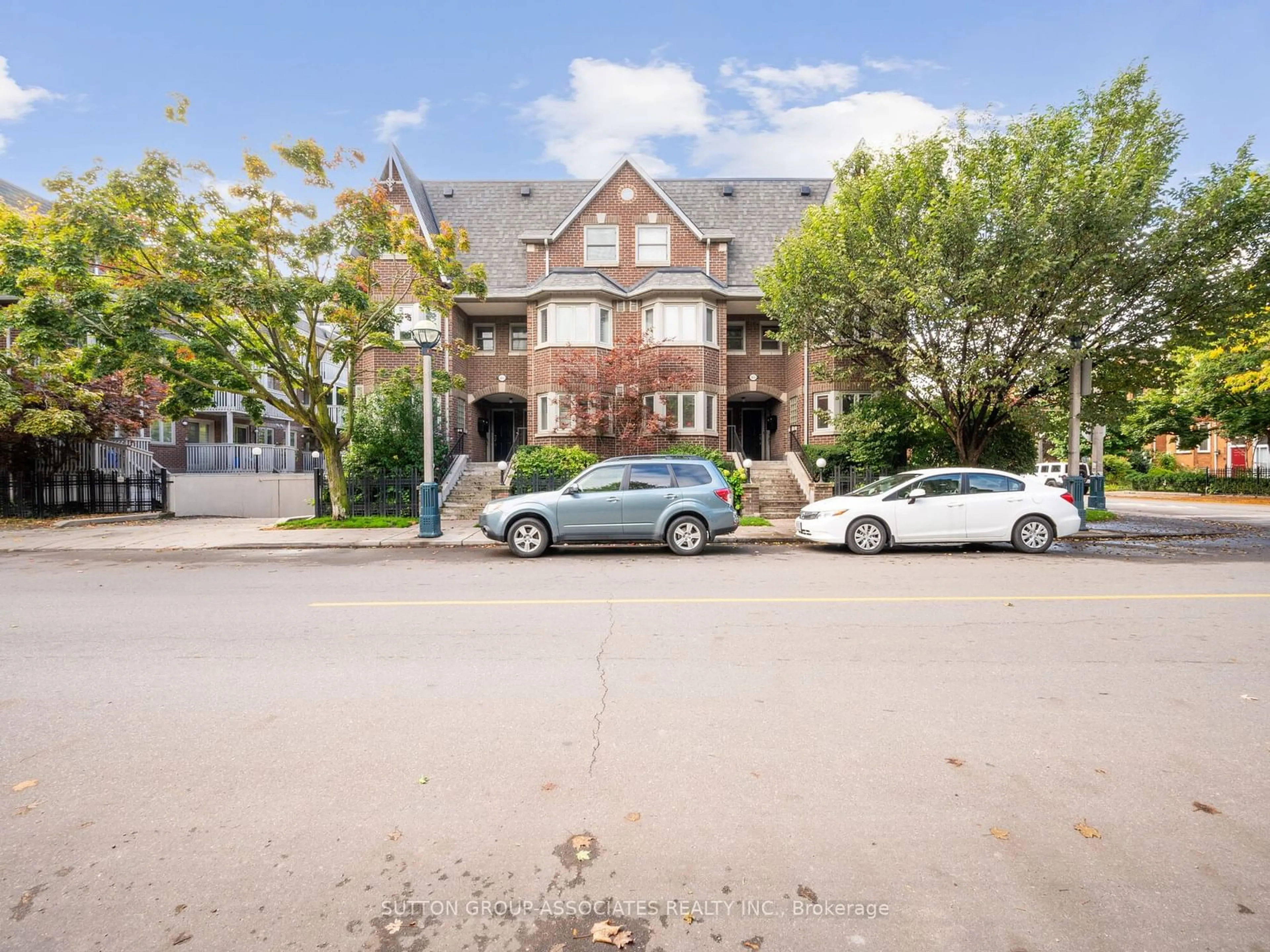 A pic from exterior of the house or condo, the street view for 48D Crawford St, Toronto Ontario M6J 3T6