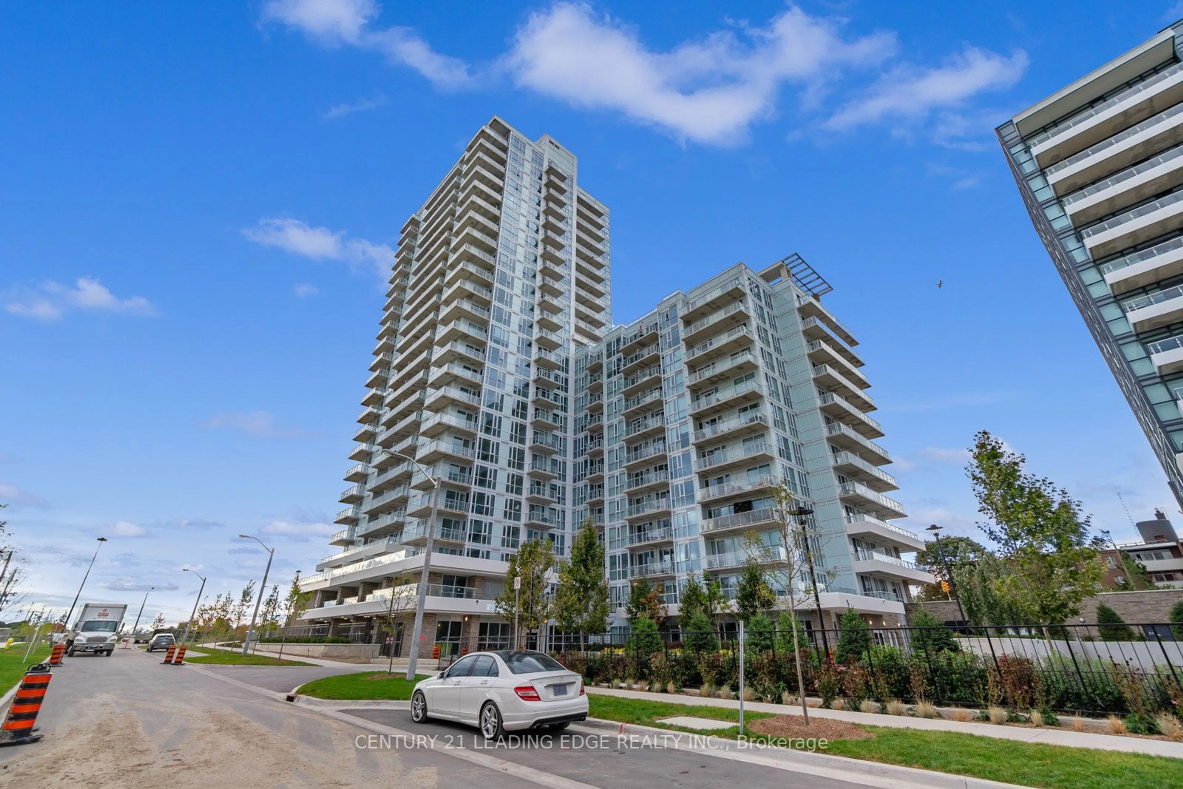 A pic from exterior of the house or condo, the street view for 10 DEERLICK Crt #1602, Toronto Ontario M3A 0A7