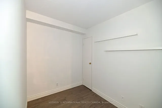 Additional property image - 10 Yonge St Unit 1001