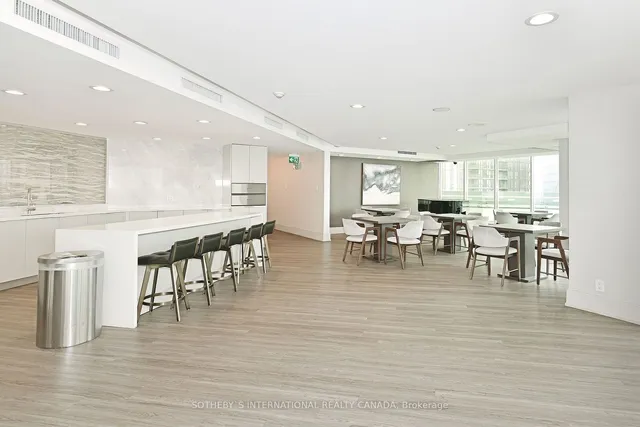 Additional property image - 10 Yonge St Unit 1001