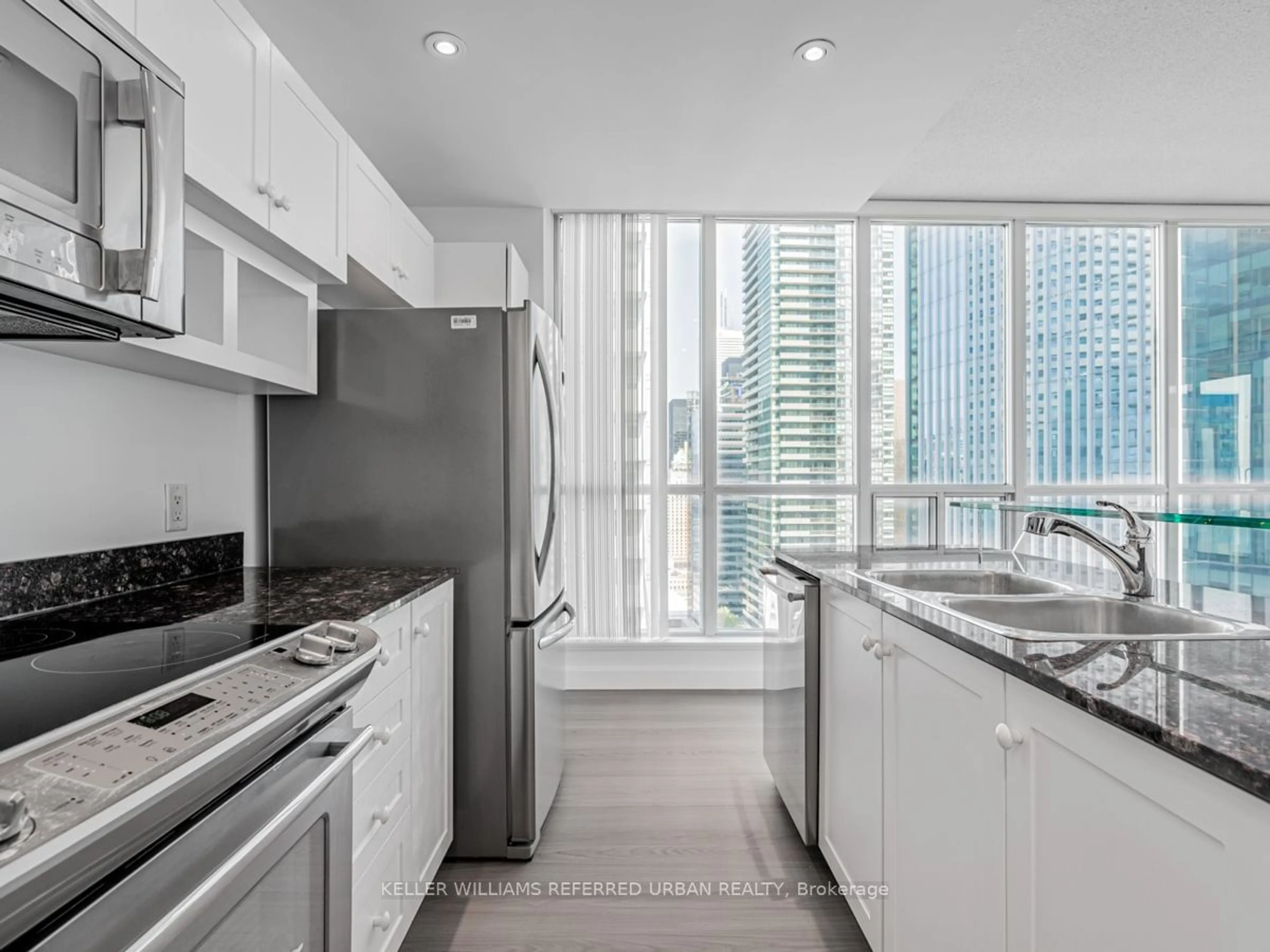 Standard kitchen for 8 York St #3202, Toronto Ontario M5J 2Y2