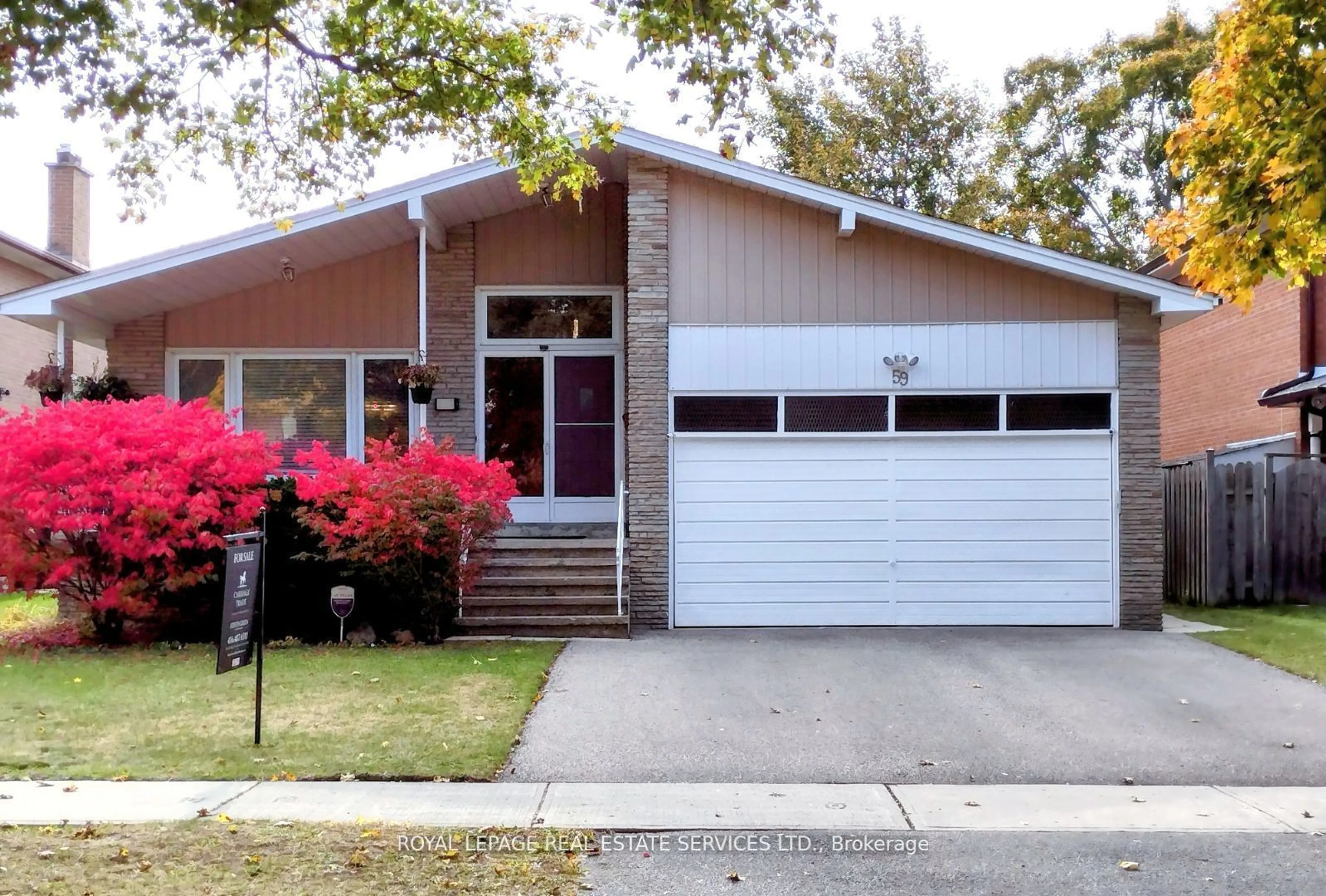 Home with vinyl exterior material for 59 Covewood St, Toronto Ontario M2M 2Z1