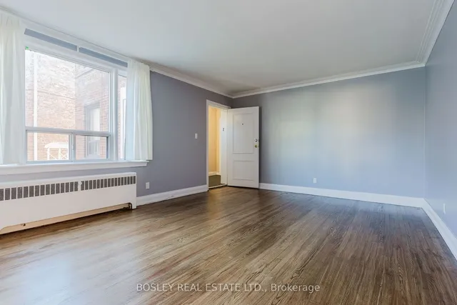 Additional property image - 7 Warwick Ave Unit 2