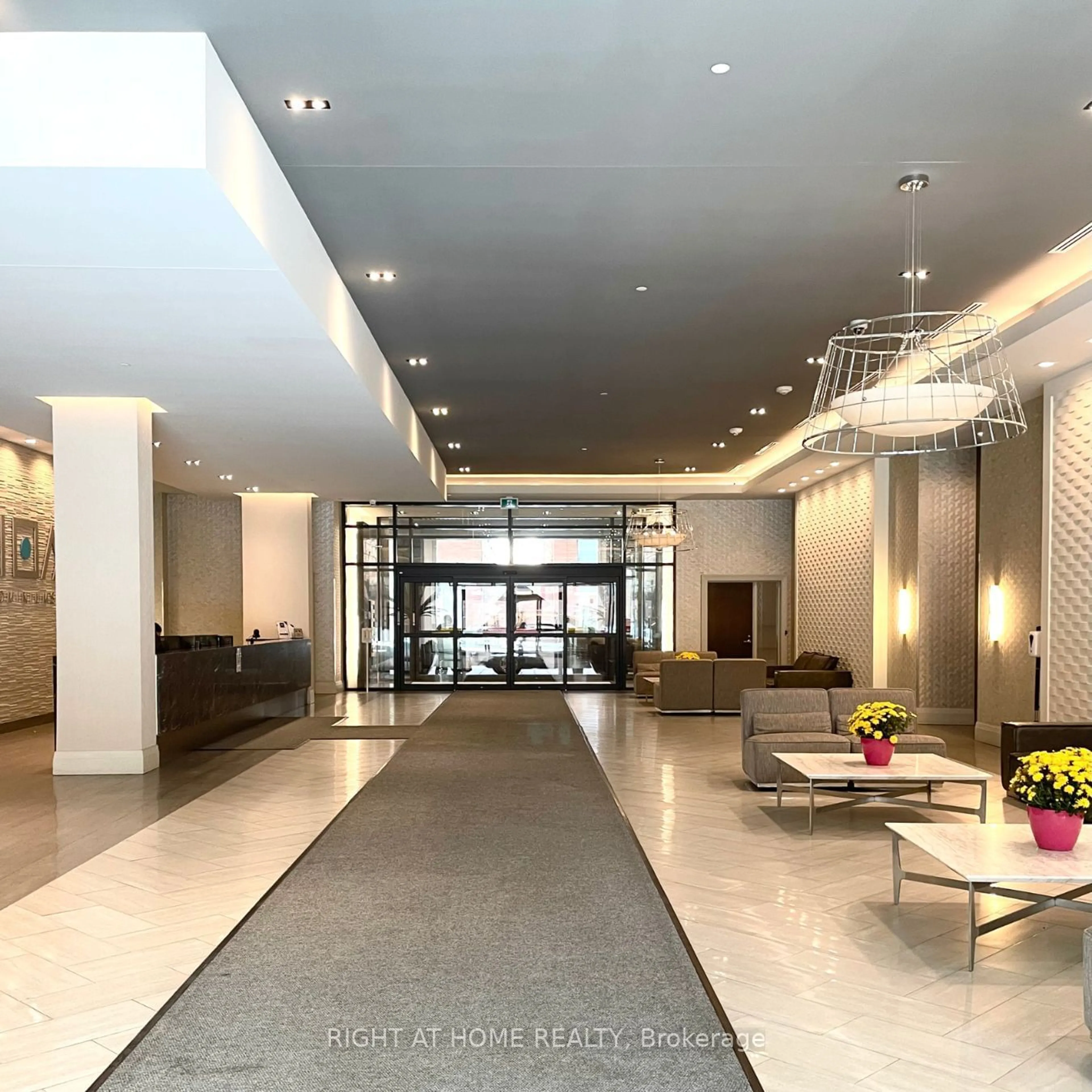 Indoor lobby for 460 ADELAIDE St #PH120, Toronto Ontario M5A 0E7