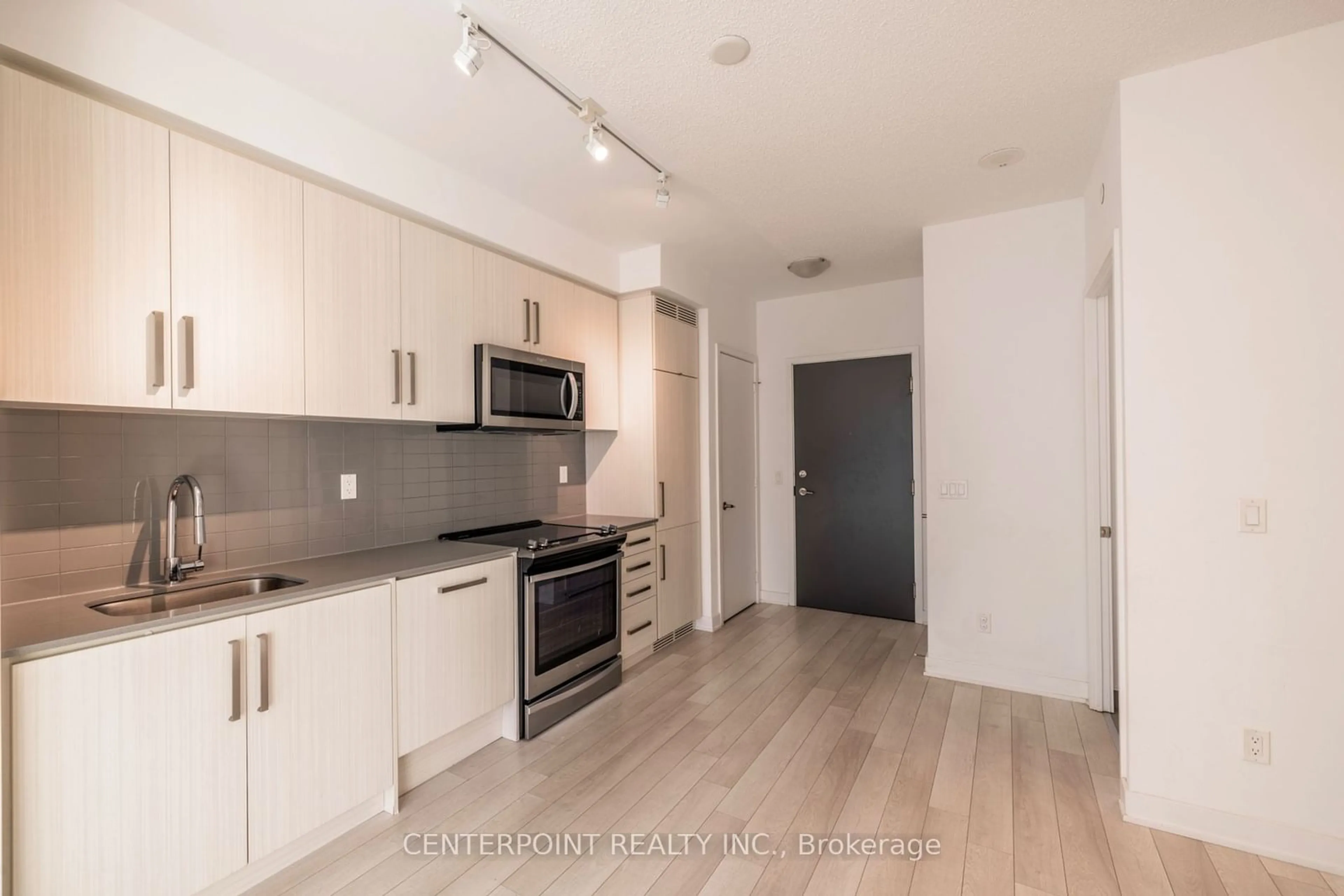 Open concept kitchen for 5180 Yonge St #808, Toronto Ontario M2N 0K5