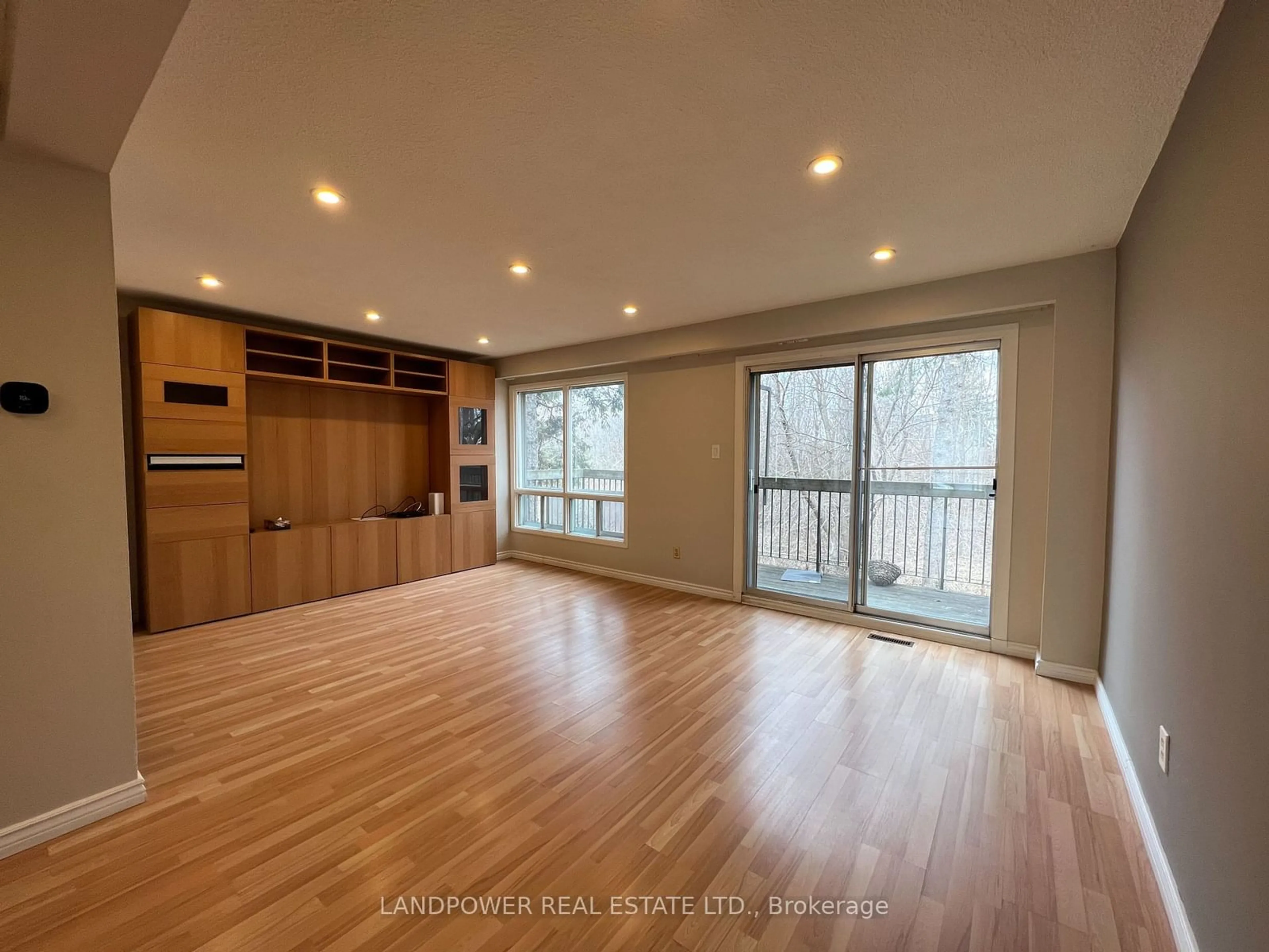 Other indoor space, wood floors for 86 Farm Green Way, Toronto Ontario M3A 3M2