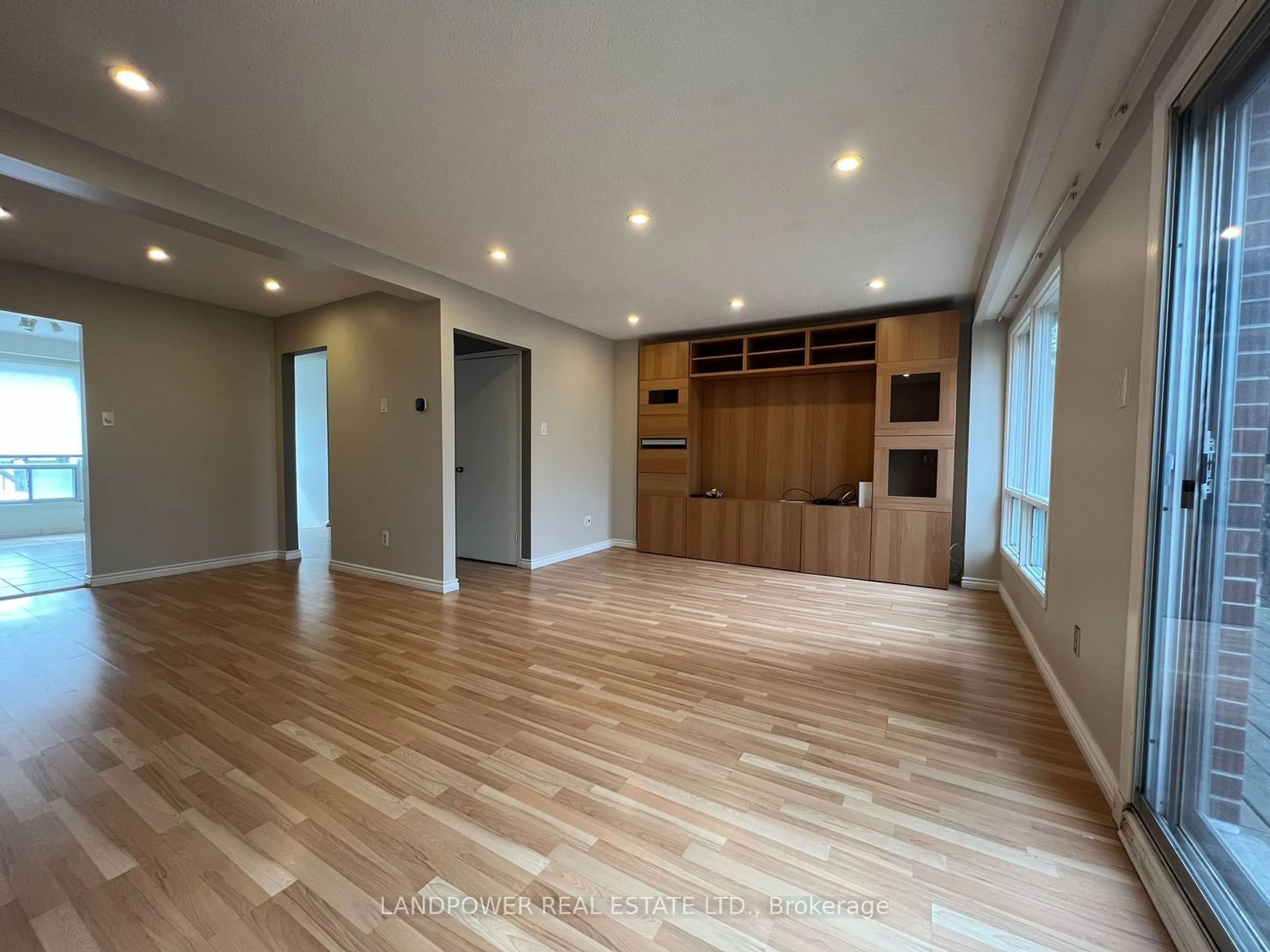 Other indoor space, wood floors for 86 Farm Green Way, Toronto Ontario M3A 3M2