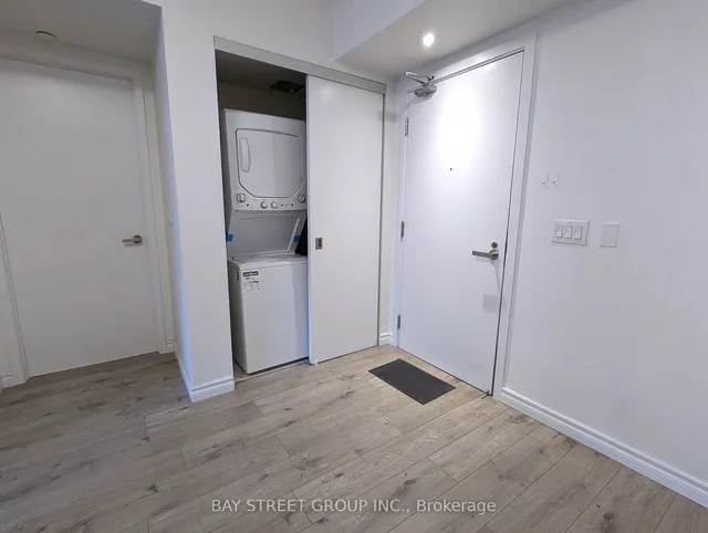 Additional property image - 159 Dundas St Unit 712