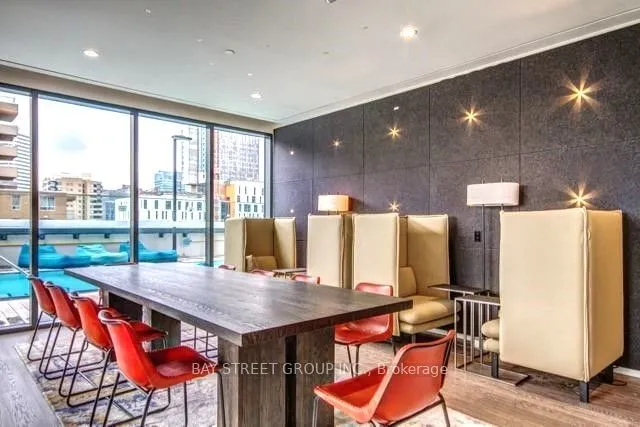 Additional property image - 159 Dundas St Unit 712