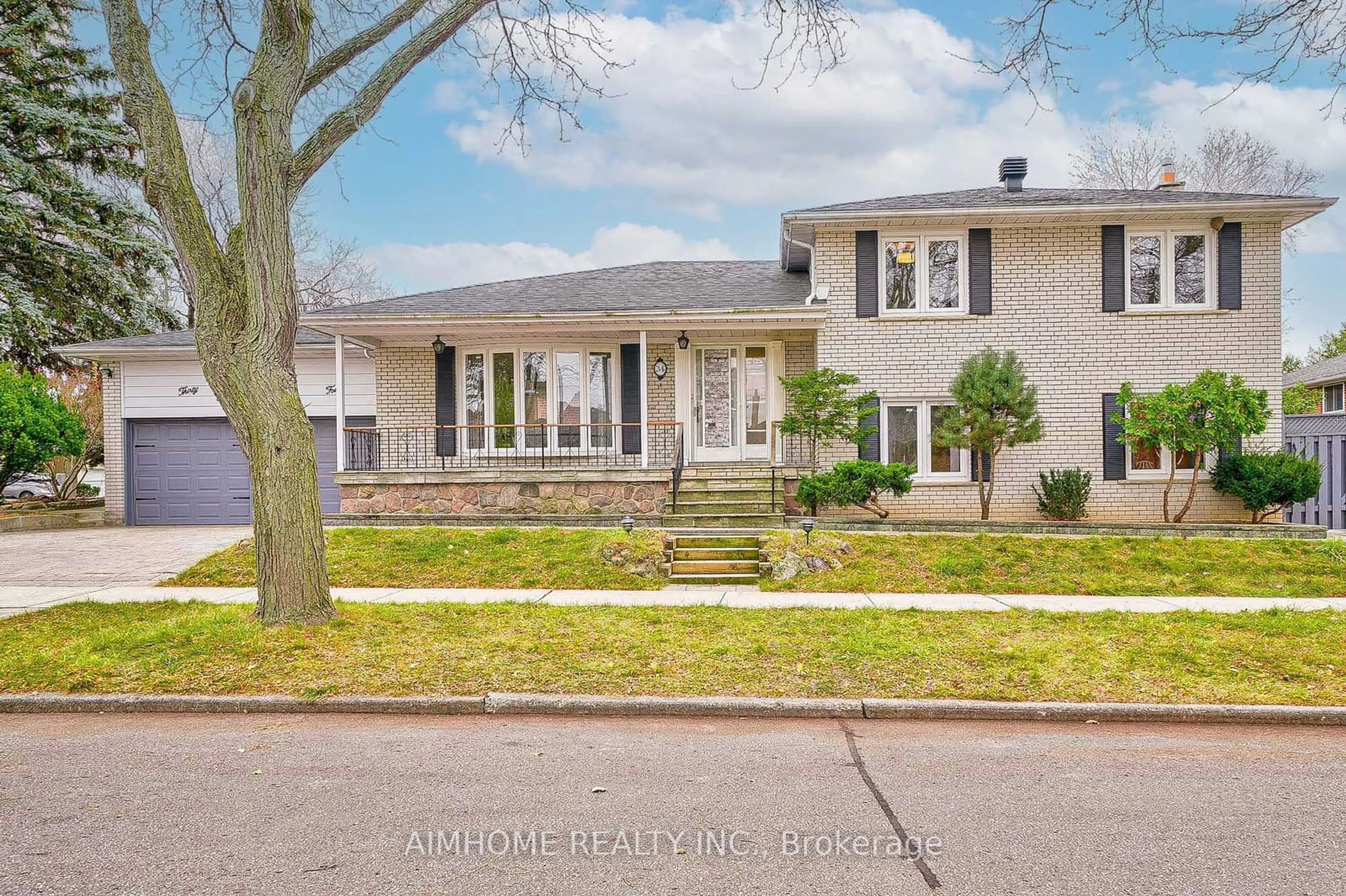 Frontside or backside of a home, the street view for 34 Mandel Cres, Toronto Ontario M2H 1B9