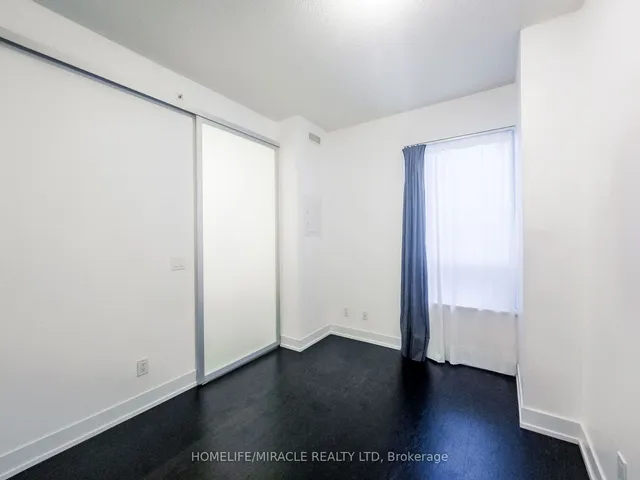 Additional property image - 7 Kenaston Gdns Unit 121