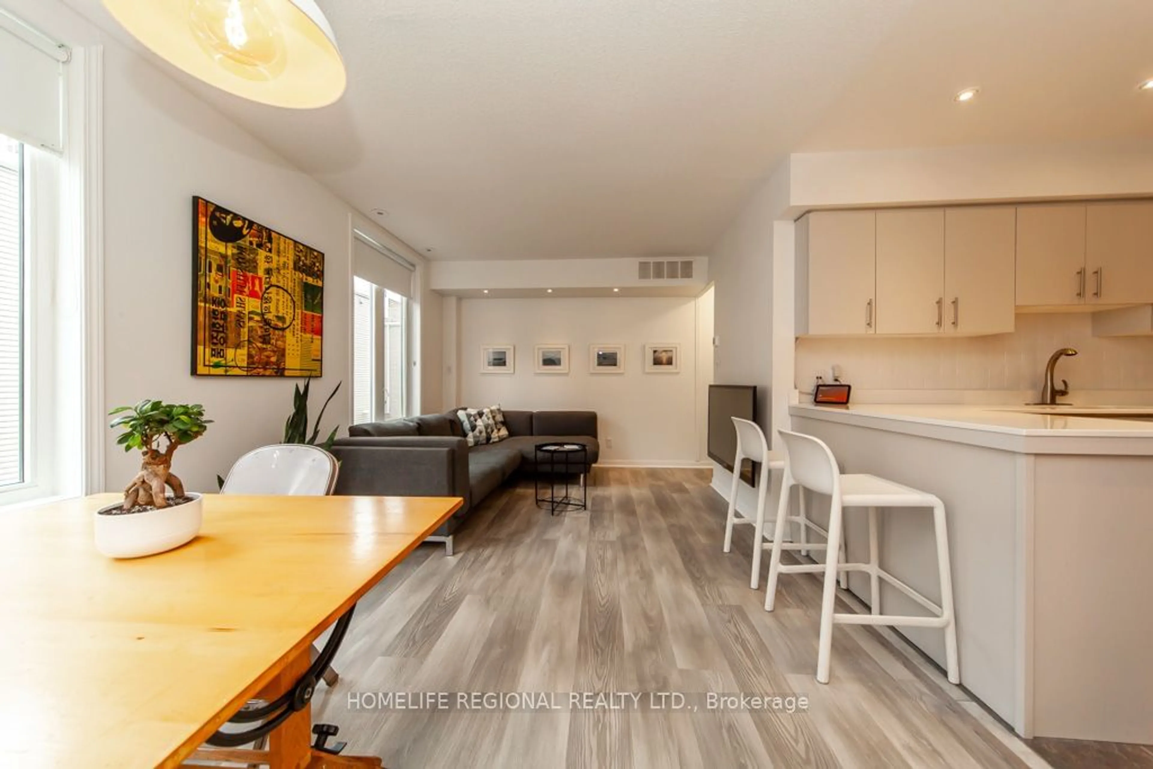 Open concept kitchen for 12 Douro St #428, Toronto Ontario M6K 3M4