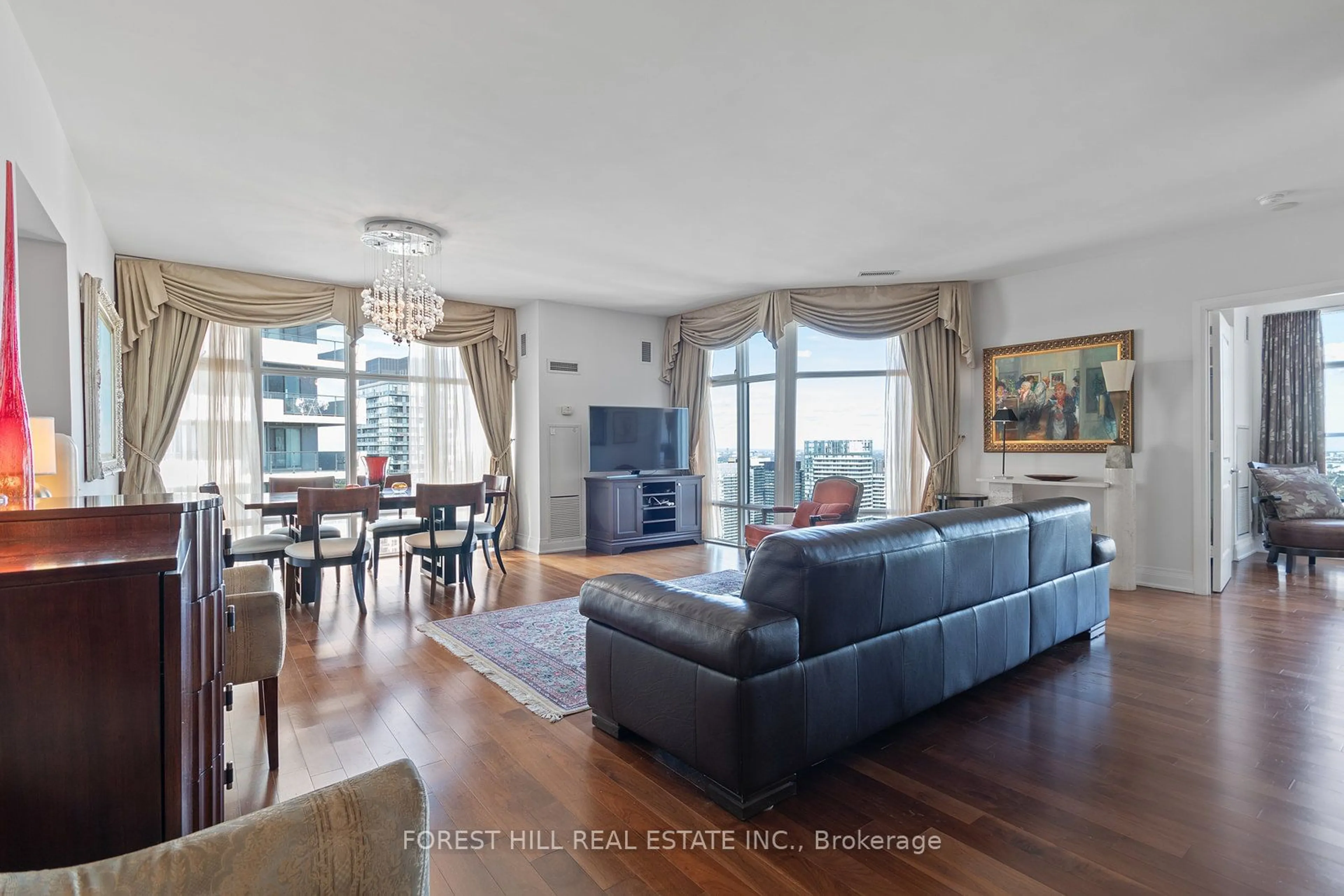 Living room, wood floors for 2191 Yonge St #4906, Toronto Ontario M4S 3H8