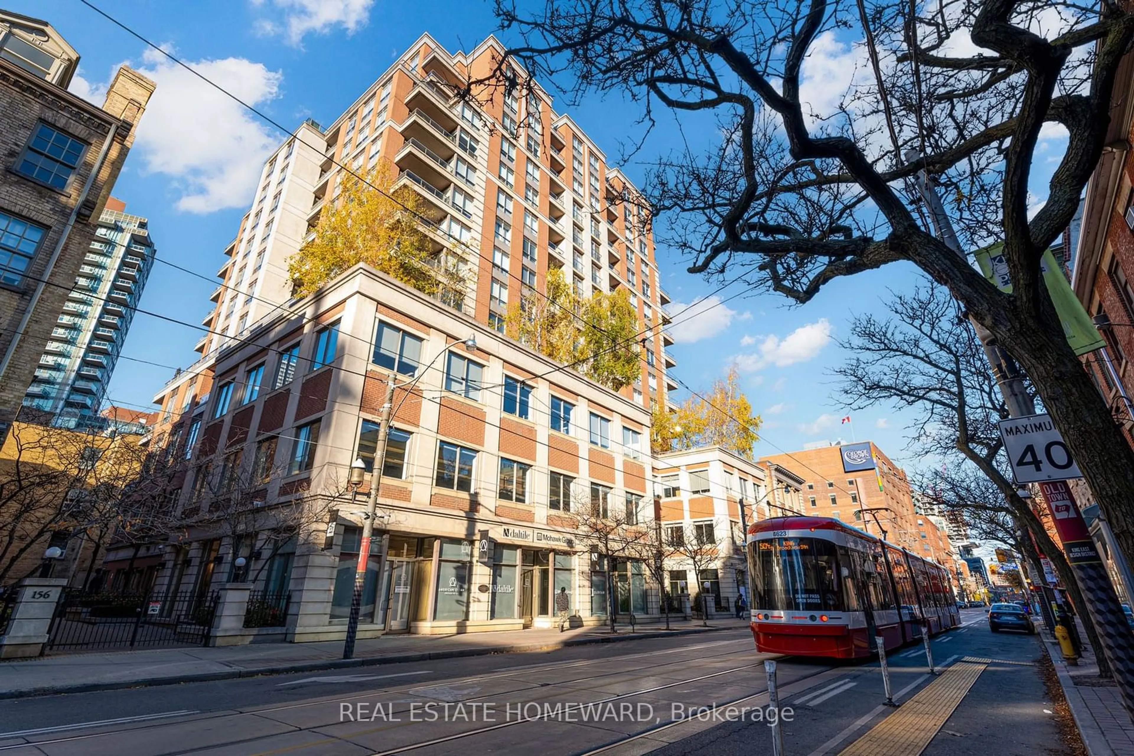 A pic from exterior of the house or condo, the front or back of building for 168 King St #708, Toronto Ontario M5A 4S4