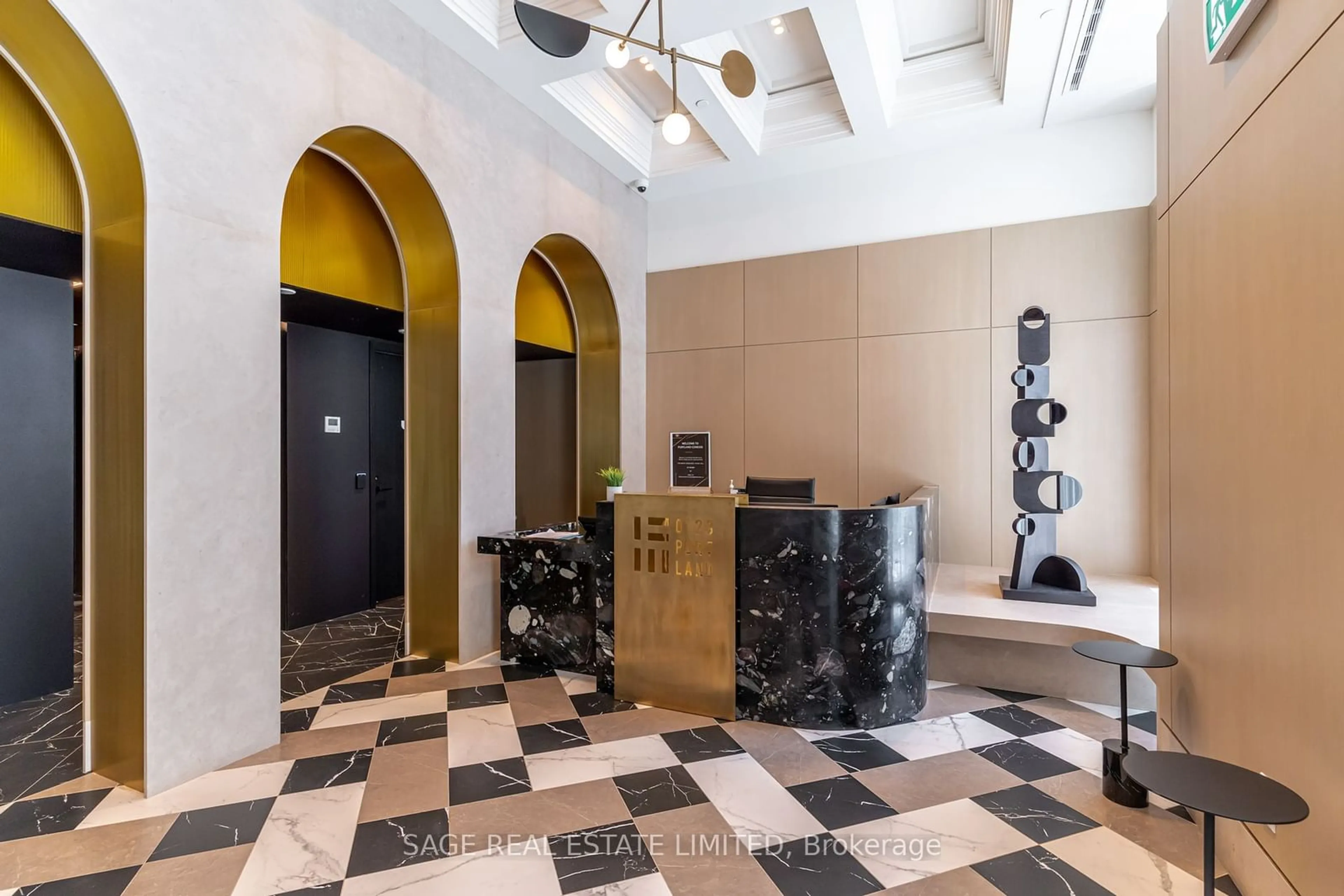 Indoor lobby, ceramic floors for 123 Portland St #204, Toronto Ontario M5V 0V9