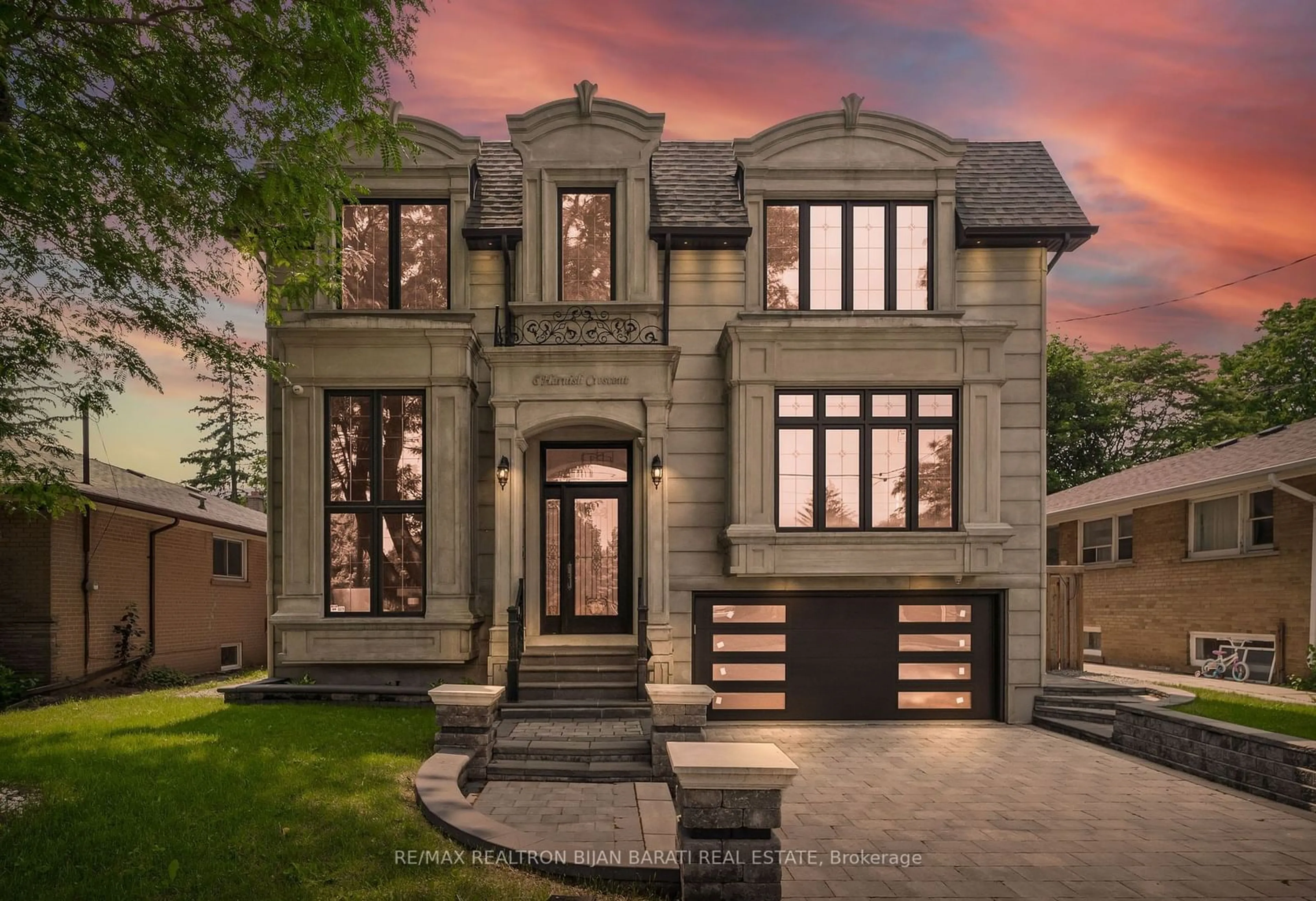 Home with brick exterior material for 6 Harnish Cres, Toronto Ontario M2M 2C1