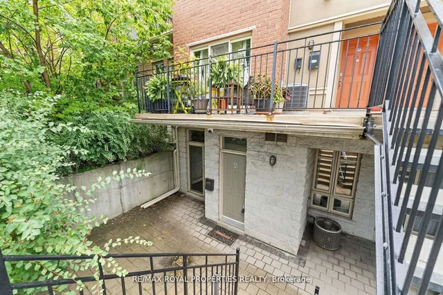 Additional property image - 1496 Victoria Park Ave Unit 119